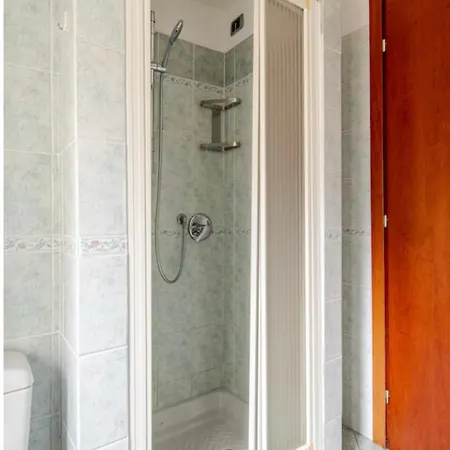Charme Up To 6ppl 20 Steps To The Water In The Center Apartment *
